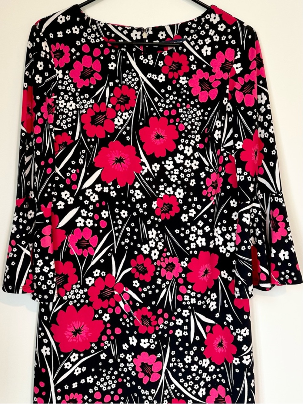 Tommy Hilfiger Black Dress with Hot Pink & White Floral Print and Bell Sleeves - Picture 4 of 8